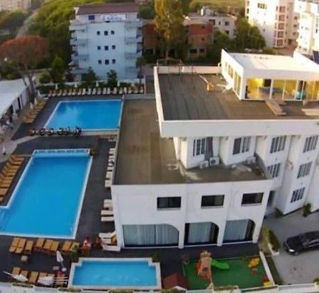 Sunborn Hotel Golem  Zewnętrze zdjęcie